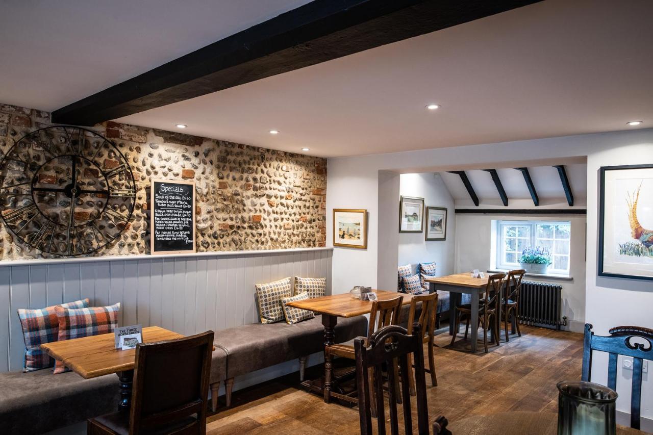 The Three Horseshoes Briston Exterior photo
