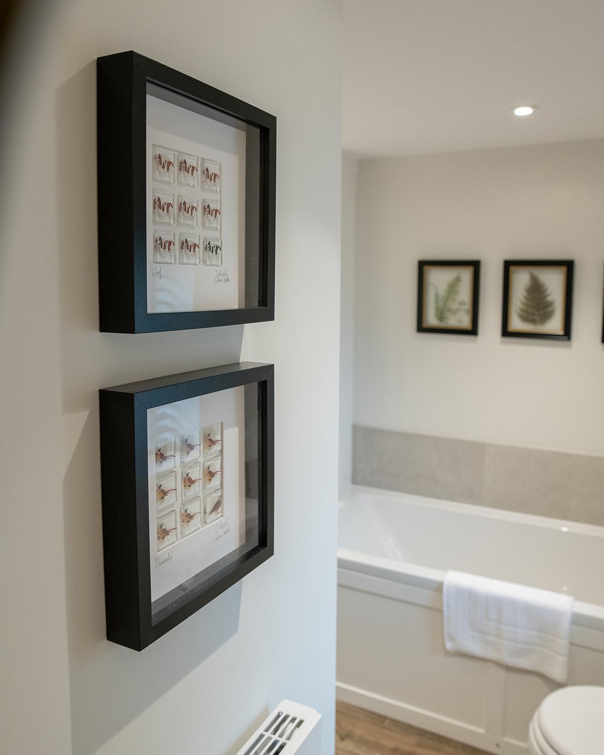 The Three Horseshoes Briston Room photo
