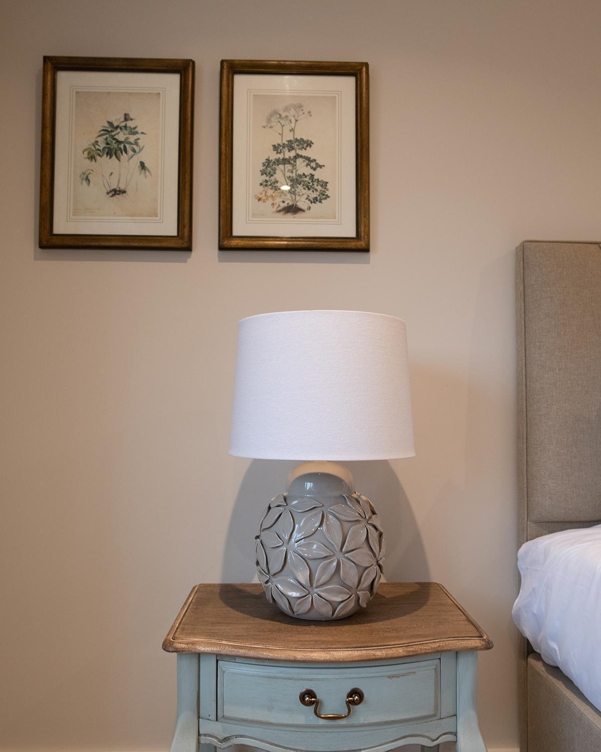 The Three Horseshoes Briston Room photo